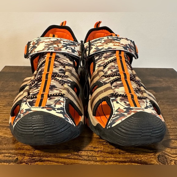 Thereabouts Boys Ripple Tan Camo Sandals NWT Various Sizes - Picture 2 of 7